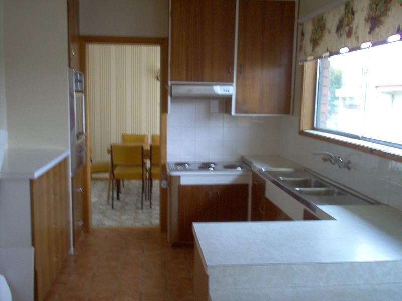 30 June ave, Hamlyn Heights VIC 3215