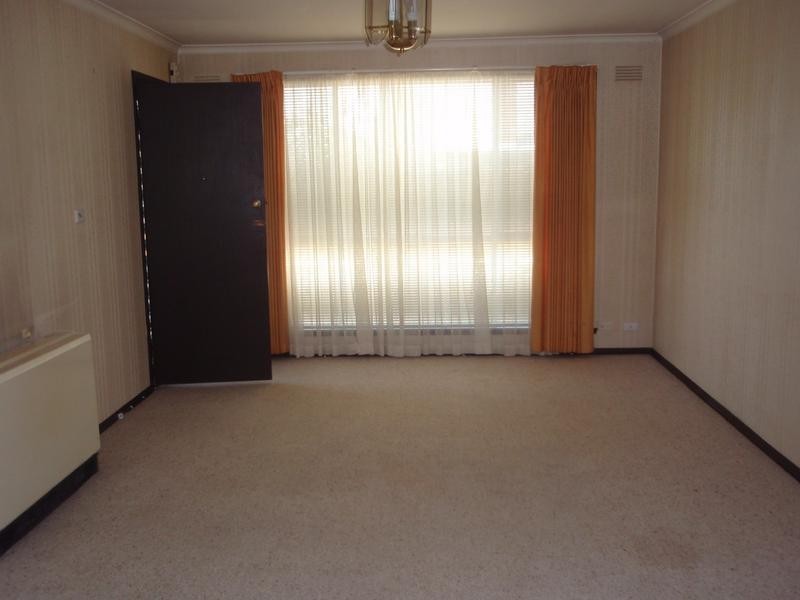 2/10 Stradling Street, Drumcondra VIC 3215