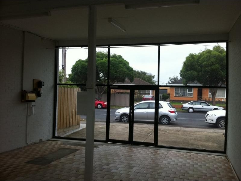 33 McCurdy Road, Herne Hill VIC 3218