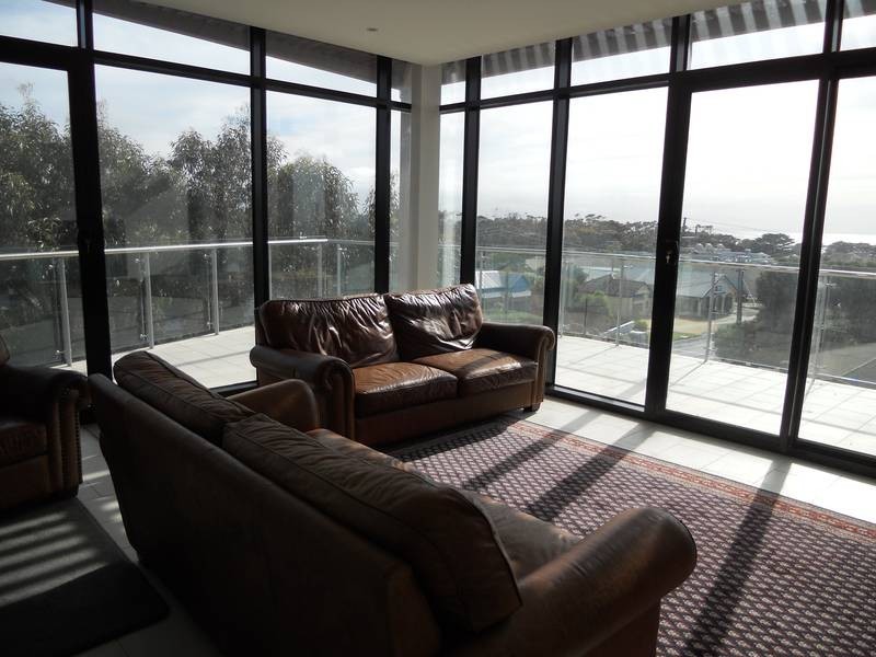 3/209 Payne street, Torquay VIC 3228