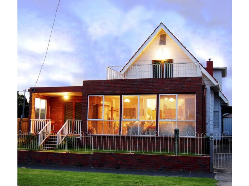 16 Holden Avenue, Rippleside VIC 3215