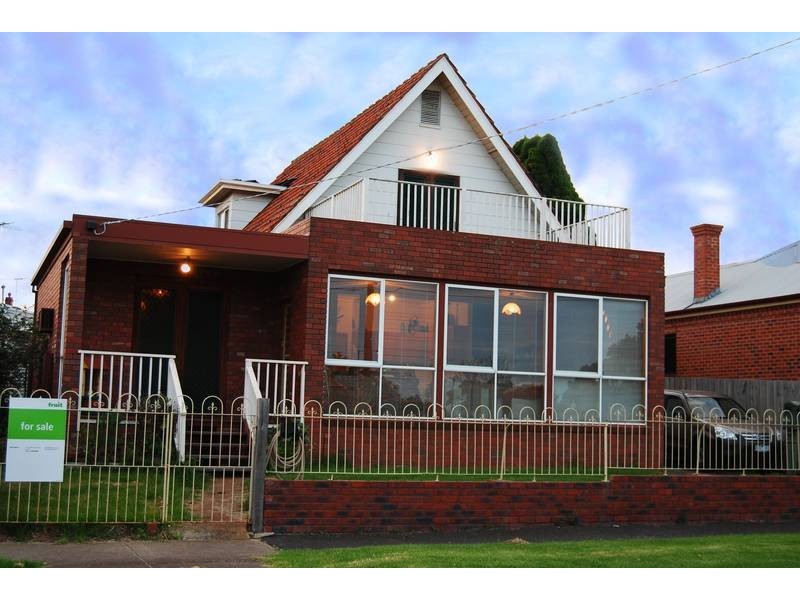 16 Holden Avenue, Rippleside VIC 3215