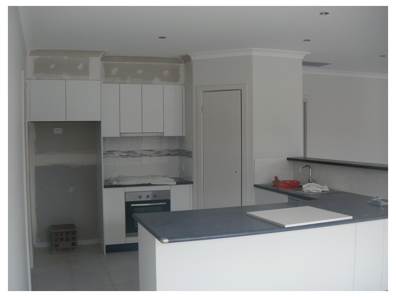 2/71 Thorburn Drive, Bell Park VIC 3215