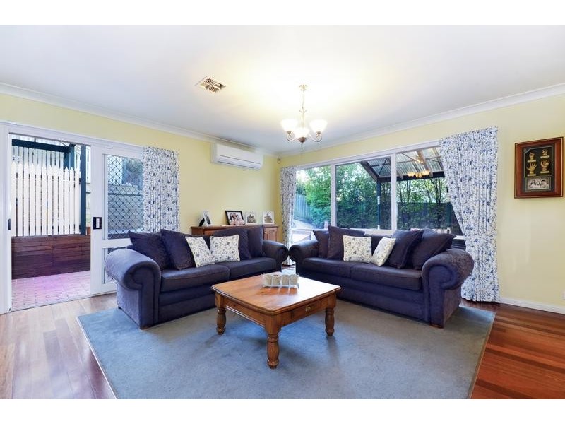 15 Leilani Court, Highton VIC 3216