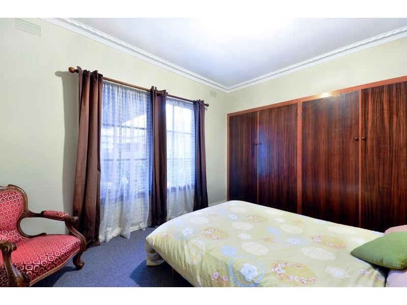 1 Grafton street, St Albans Park VIC 3219