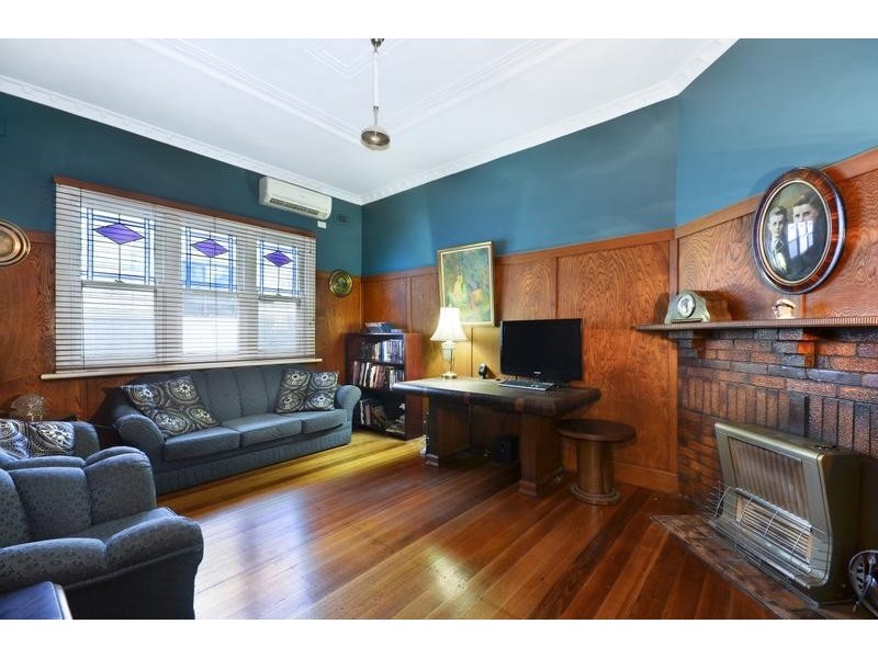60 Roseneath Street, North Geelong VIC 3215