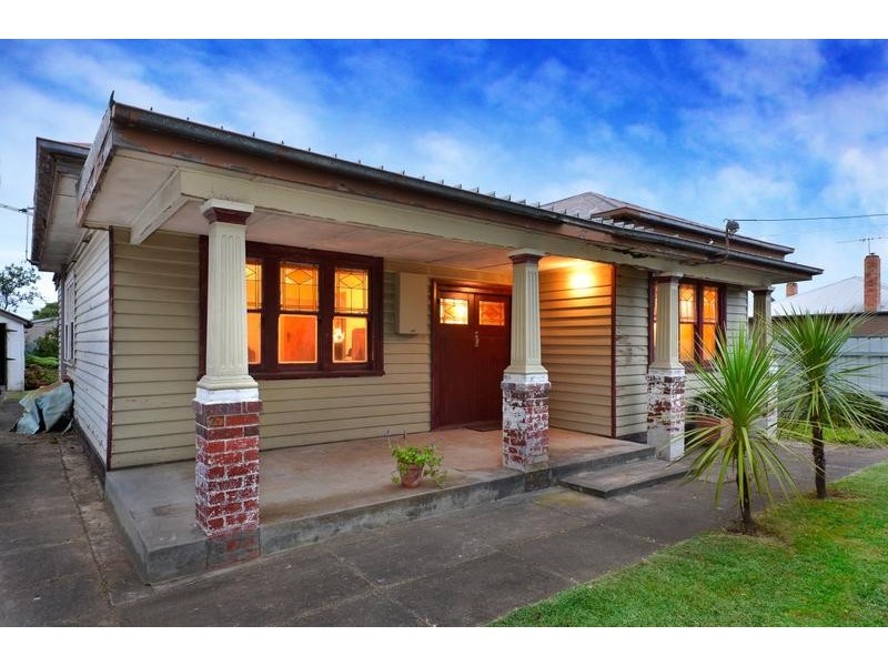 60 Roseneath Street, North Geelong VIC 3215