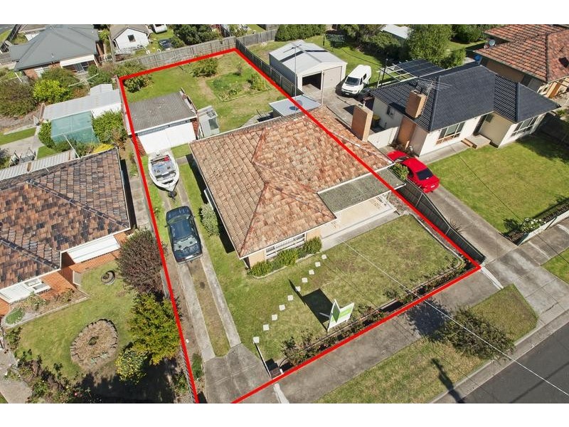 37 Summit Ave, Belmont VIC 3216