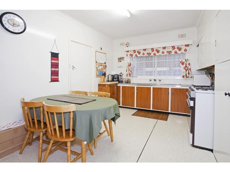 37 Summit Ave, Belmont VIC 3216