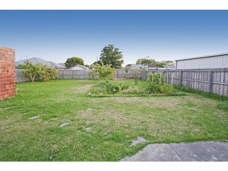 37 Summit Ave, Belmont VIC 3216