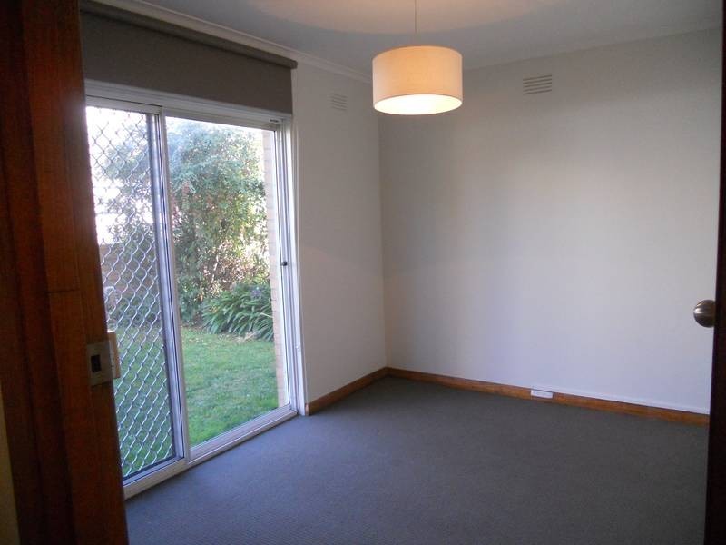 1/6 Skene Street, Newtown VIC 3220