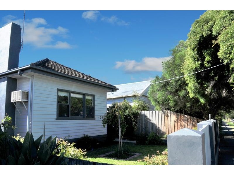 15 Grey Street, East Geelong VIC 3219