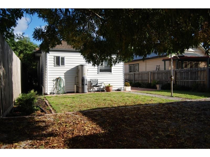 15 Grey Street, East Geelong VIC 3219