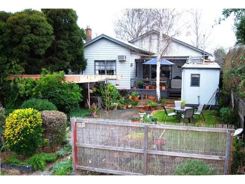 6A Lunan avenue, Geelong VIC 3220