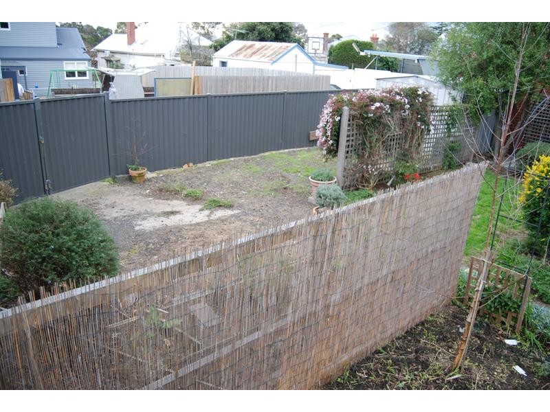 6A Lunan avenue, Geelong VIC 3220