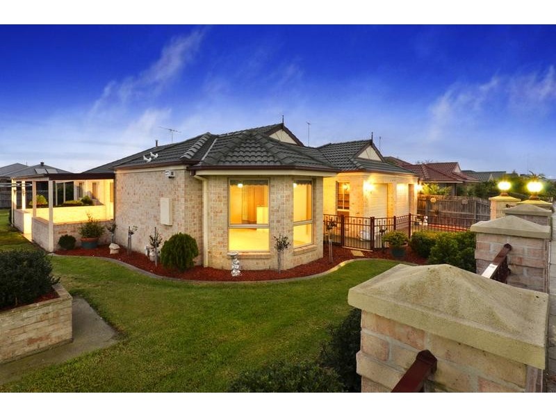17 Manikato court, St Albans Park VIC 3219