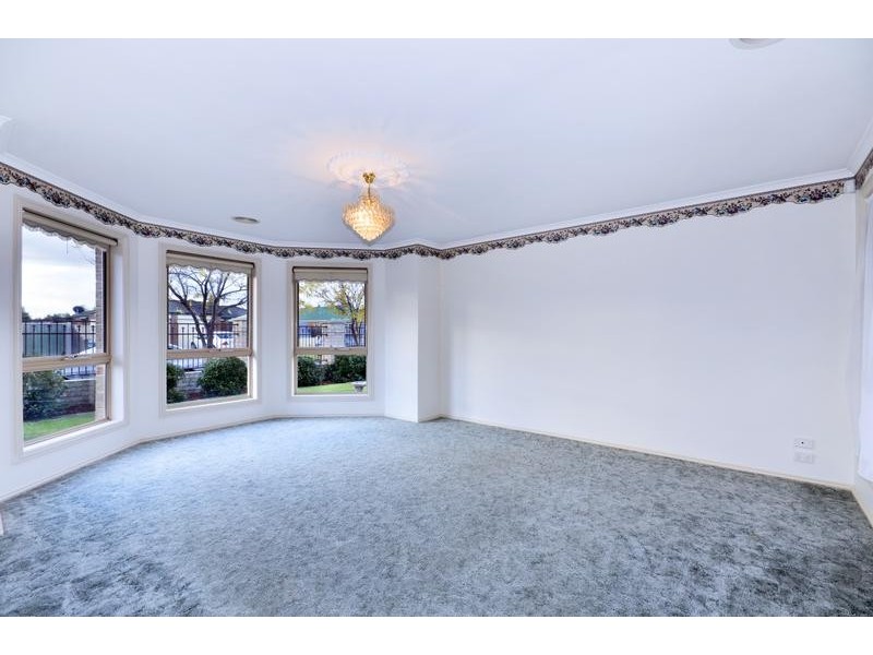 17 Manikato court, St Albans Park VIC 3219