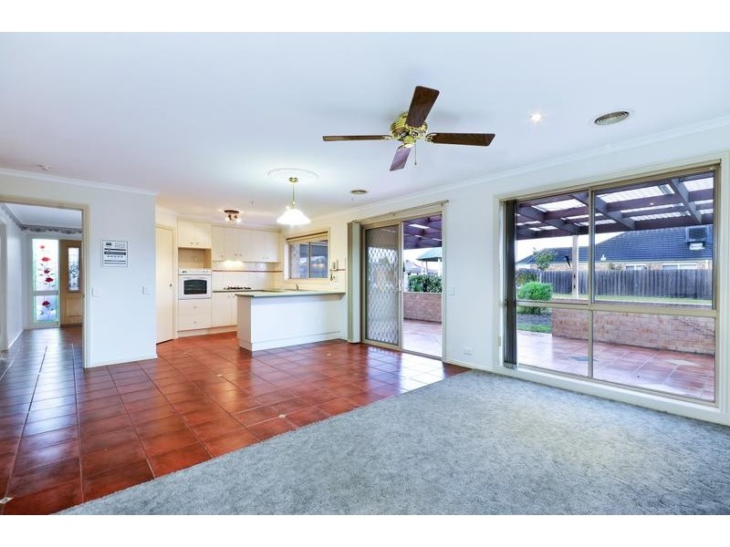 17 Manikato court, St Albans Park VIC 3219
