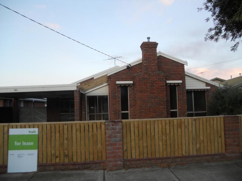 301 Wilson Road, St Albans Park VIC 3219
