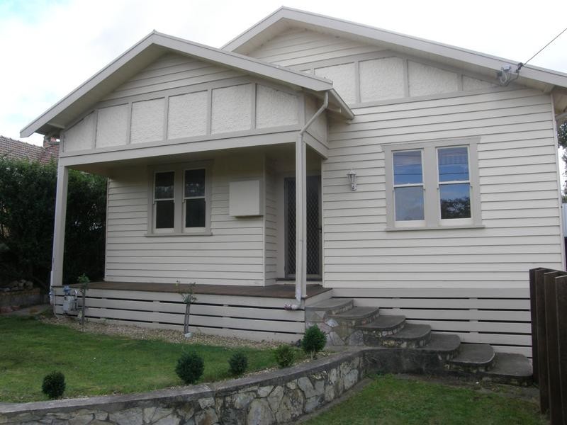 122 West Fyans Street, Newtown VIC 3220