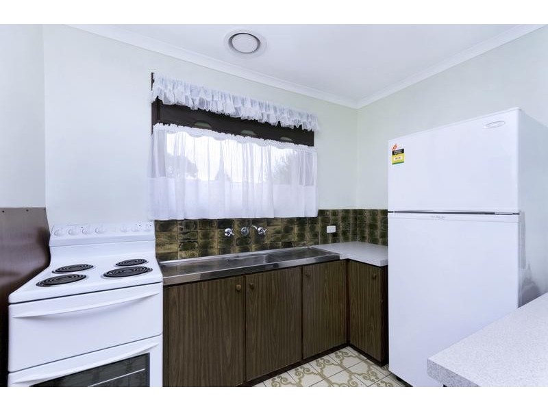 3/50 Hibiscus cres, Newcomb VIC 3219