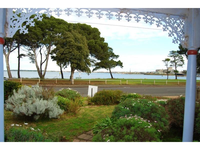 53 The Esplanade, North Shore VIC 3214