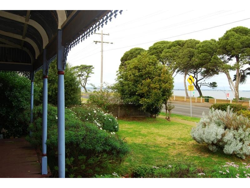 53 The Esplanade, North Shore VIC 3214