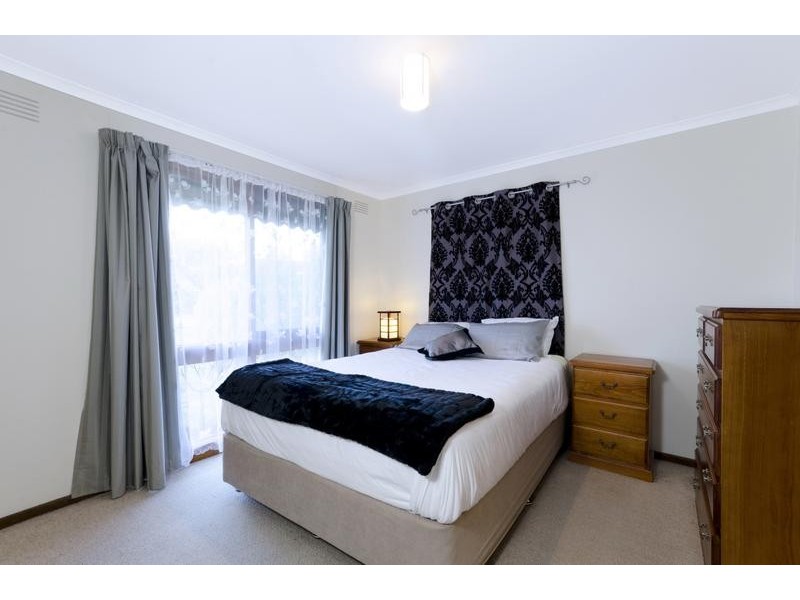 24 Coolabah Drive, Grovedale VIC 3216