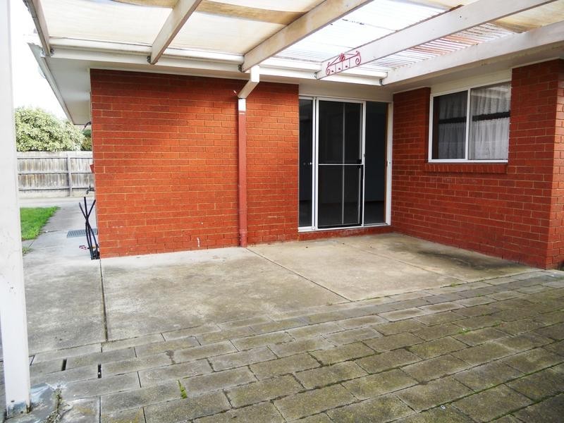 2 Wesona Place, Grovedale VIC 3216