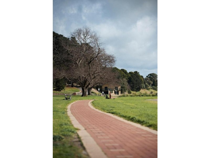 1 Gilmartin Street, Colac VIC 3250