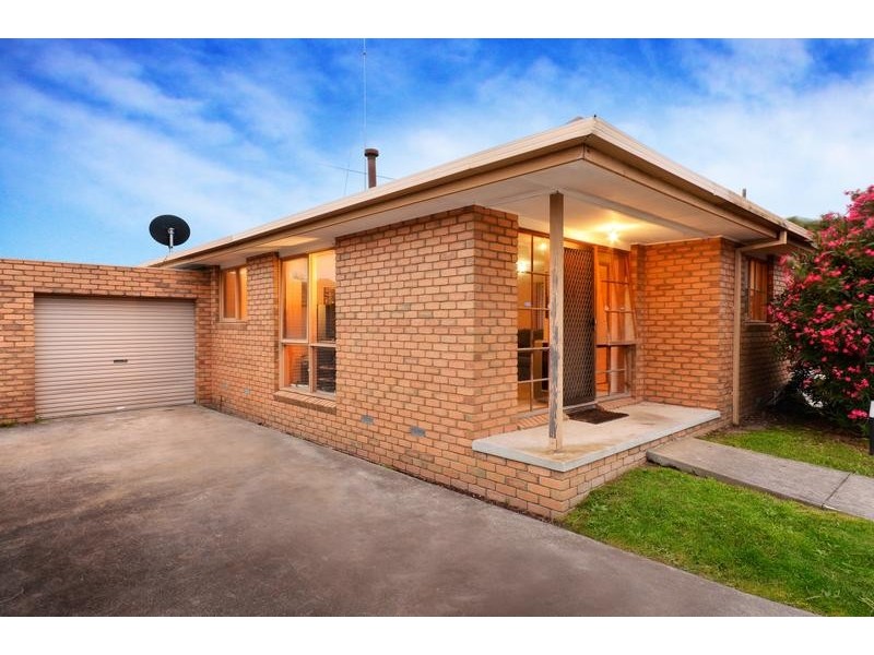 2/107 Torquay Road, Grovedale VIC 3216