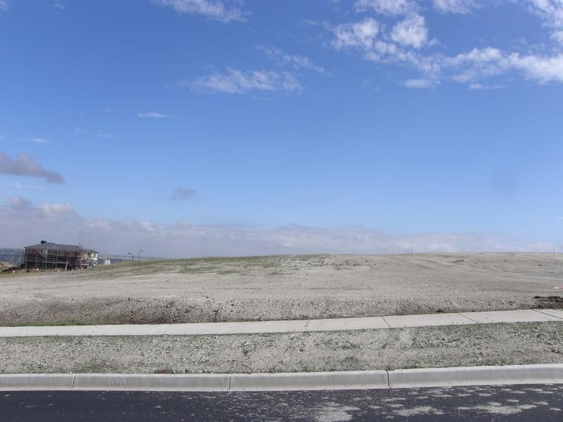 38 Morena St, Highton VIC 3216