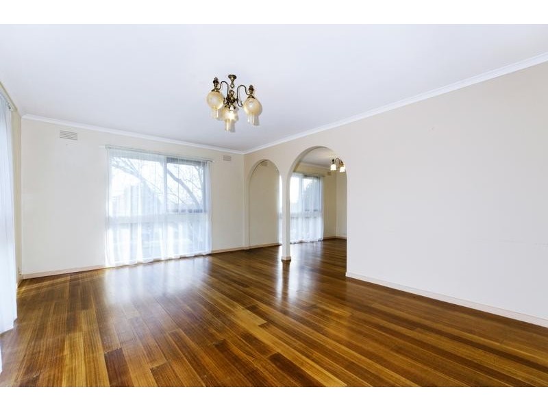 15 Moruya Dve, Grovedale VIC 3216