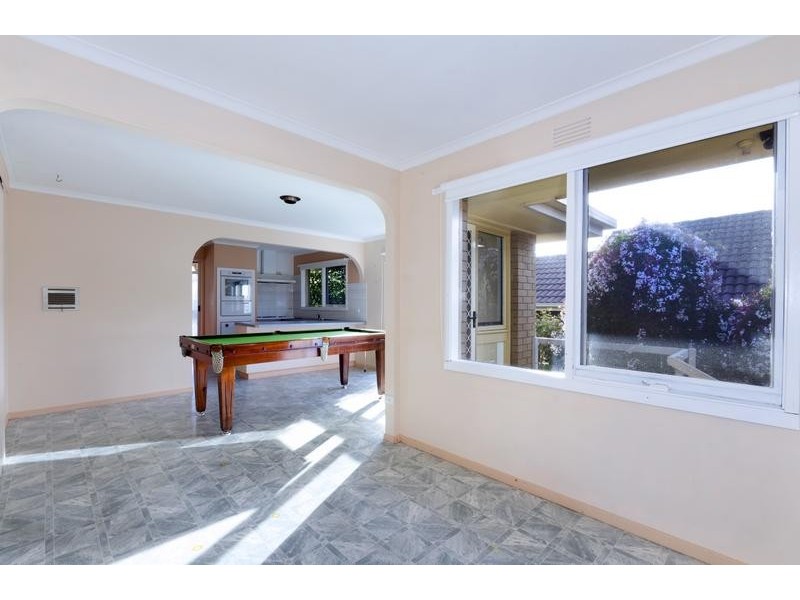 15 Moruya Dve, Grovedale VIC 3216