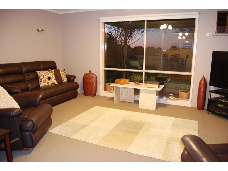 865 Portarlington Road, Leopold VIC 3224