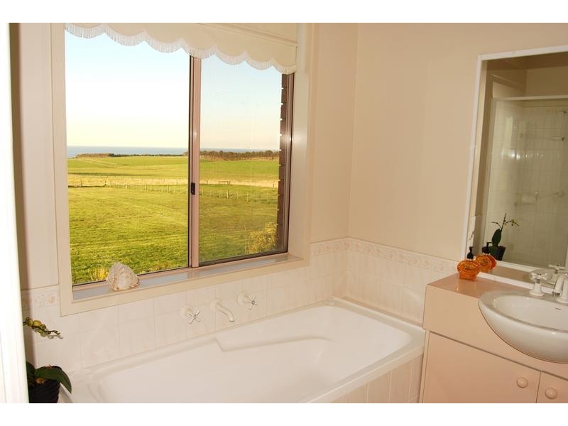 865 Portarlington Road, Leopold VIC 3224