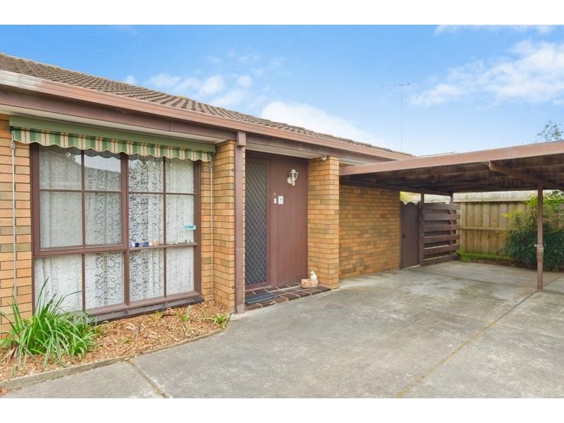 4/50 Hibiscus Cres, Newcomb VIC 3219