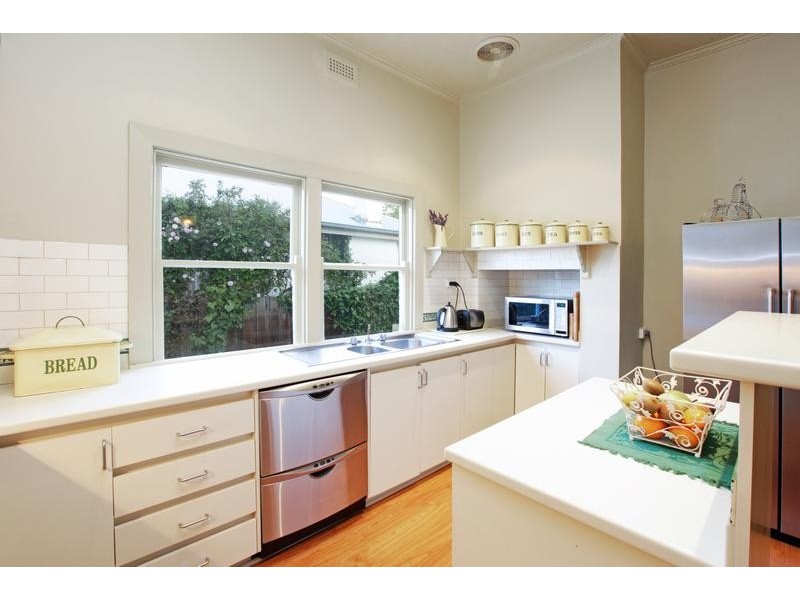 36 Sydenham Avenue, Manifold Heights VIC 3218