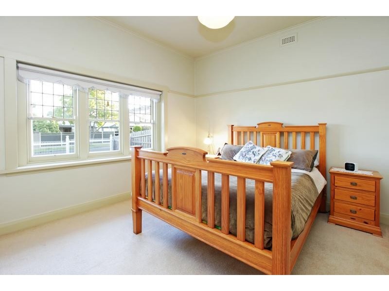 36 Sydenham Avenue, Manifold Heights VIC 3218