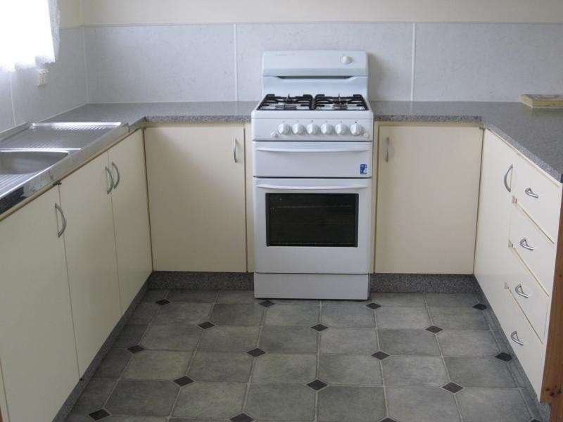 3/6 Tilly Court, Newcomb VIC 3219