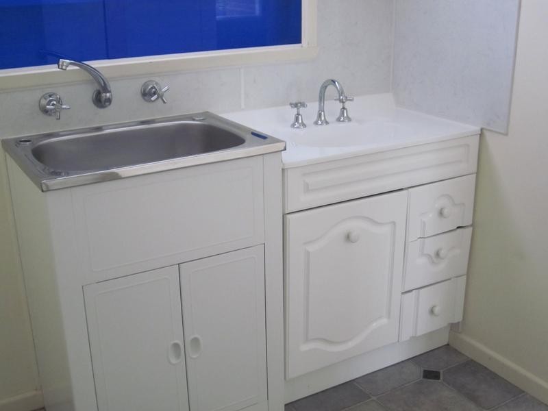 3/6 Tilly Court, Newcomb VIC 3219