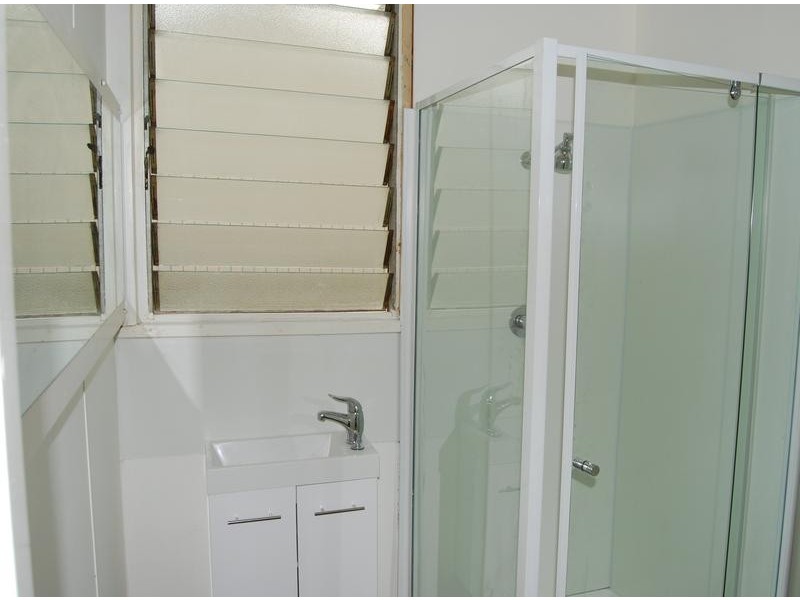 11 Staverly Road, Herne Hill VIC 3218