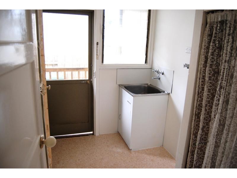 11 Staverly Road, Herne Hill VIC 3218