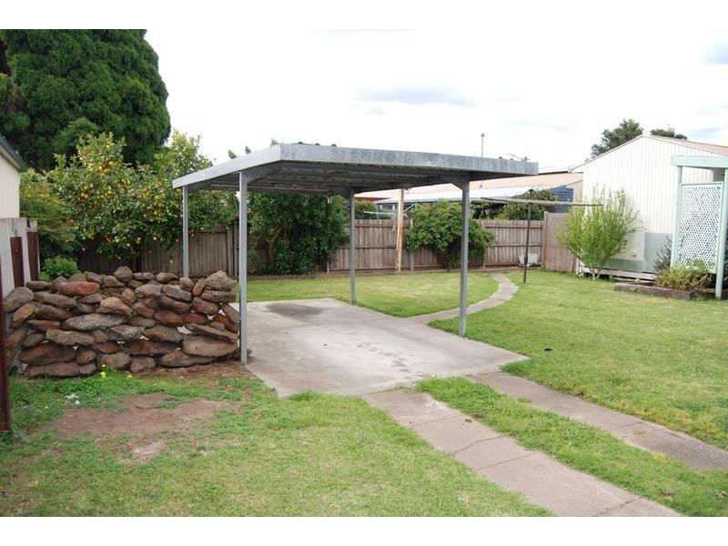 11 Staverly Road, Herne Hill VIC 3218