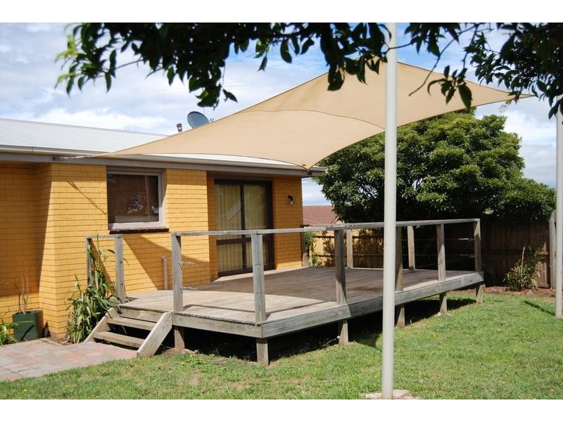 17 Dolphin Crt, Ocean Grove VIC 3226