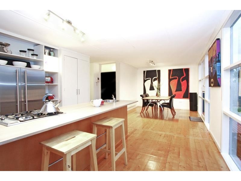 9 Itkeston Street, Herne Hill VIC 3218