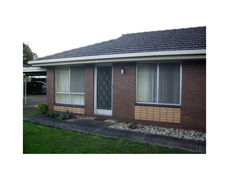 4/28 McCurdy Road, Herne Hill VIC 3218