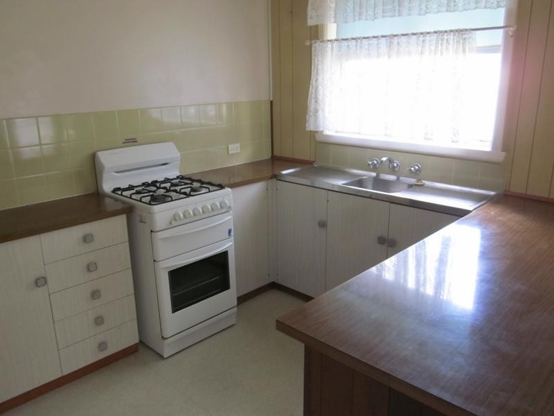 4/28 McCurdy Road, Herne Hill VIC 3218