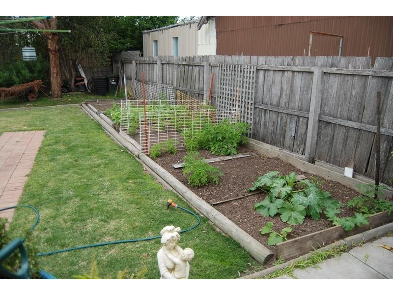 7 Glengarwyn Road, Leopold VIC 3224