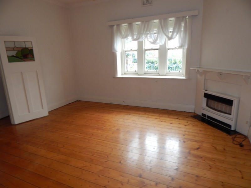 30 Villamanta Street, Geelong West VIC 3218